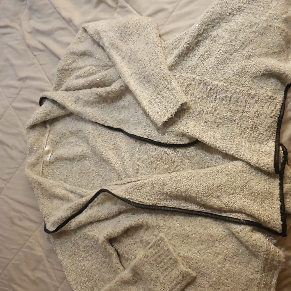 Simply Couture XL beige Open Cardigan with black piping